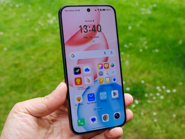 Honor 400 на открытом воздухе (источник изображения: Daniel Schmidt)