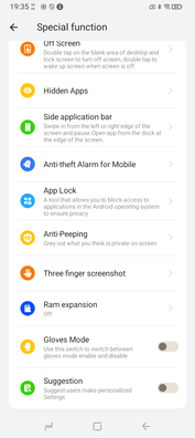 Различные добавочные функции. (Источник изображения: Снимок экрана, Сергей Тарасов - Notebookcheck)
