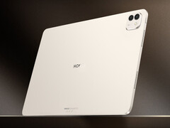 Honor намекнула, что дополнит MagicPad 3 (на фото) специальным вариантом Pro. (Источник изображения: Honor)