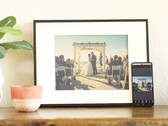 Рамка Reflection Frame отображает фотографии на панели e-ink (Источник изображения: Creative Design Worx)