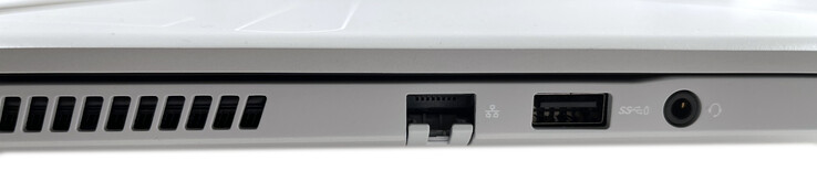 Левая сторона: слот замка, 2.5-Гбит Ethernet, USB 3.1 Gen. 1 (PowerShare), аудио разъем