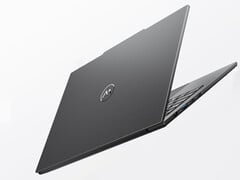 Новый Machenike 14 Ultra оснащён процессором Intel Core Ultra X7 358H. На фото: рекламное изображение, демонстрирующее тонкий дизайн ноутбука.
