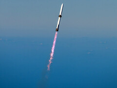 Взлет многоразовой ракеты New Glenn компании Blue Origin. (Источник изображения: Dave Limp/X)