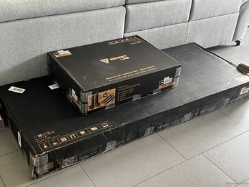 MAGNUS Pro XL поставляется в двух коробках.