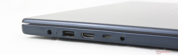 Слева: Адаптер переменного тока, USB-A (5 Гбит/с), HDMI 1.4, USB-C (5 Гбит/с) w/ Power Delivery 3.0 + DisplayPort 1.2, гарнитура 3.5 мм