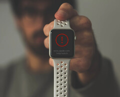 Apple Watch с watchOS 8.5 на борту теперь можно восстановить с iPhone (Изображение: Daniel Cañibano)