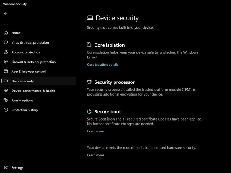 Страница «Безопасность устройства» в приложении «Безопасность Windows», на которой отображается официальный зелёный индикатор состояния.