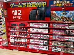 Демонстрация Nintendo Switch 2 в японском магазине (Источник изображения: аккаунт Nintendeal X)