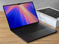 MacBook Pro, оснащенный M4 Max, может похвастаться впечатляющей производительностью CPU и GPU. (Источник изображения: Notebookcheck)