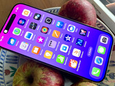 В грядущей серии iPhone 17 Pro могут появиться более эффективные дисплеи. (Источник изображения: Notebookcheck)