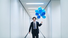 Severance также является острой пародией на офисную культуру в условиях капитализма поздней стадии. (Источник изображения: Apple TV+)