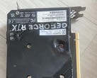 Расплавленная задняя панель графического процессора EmTek StormX Dual RTX 4060 Ti. (Источник изображения: user_634494 на Quasar Zone)