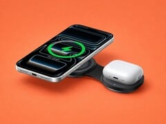 Новое зарядное устройство Ugreen MagFlow 2-в-1 складывается до размера ладони.