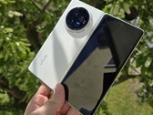 Vivo X Fold 5 будет легче, чем Vivo X Fold 3, изображенный здесь (источник изображения: Notebookcheck)