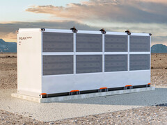 Первый натриево-ионный BESS в США (Источник изображения: Peak Energy)