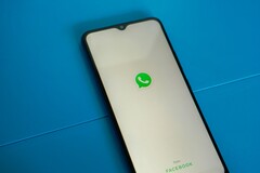 В бета-версии WhatsApp появилась функция &quot;Представь меня&quot; (Источник: Mourizal Zativa на Unsplash)