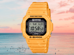 Часы Casio G-Shock x Surfrider Foundation Japan G-5600SFJ-9 (на фото) поступили в продажу в Великобритании. (Источник изображения: Casio)