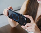 Ожидается, что модель 11S Pro+ выйдет на мировой рынок под названием 11S Pro. На фото: вид сзади игрового телефона. 