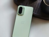 OnePlus Ace 6T. (Источник: Bald Panda)