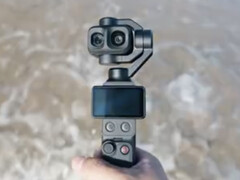Крупный план DJI Osmo Pocket 4P с двумя объективами камеры.