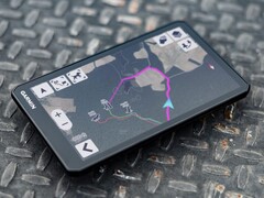 Прибор DriveTrack 72 от Garmin (на фото) теперь доступен во всем мире. (Источник изображения: Garmin)