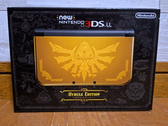 Консоль "New Nintendo 3DS LL Hyrule Edition", которая в настоящее время выставлена на eBay по цене около $1000 (источник изображения: eBay)