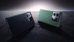OnePlus 10 Pro, выпущенный в 2022 году, отличался модулем камеры квадратной формы. (Источник изображения: OnePlus)