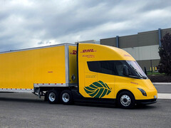 Автомобиль Tesla Semi, протестированный в компании DHL. (Источник изображения: DHL)