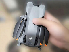 DJI Mini 5 Pro вид сверху. (Источник изображения: via Mauro Tandoi)