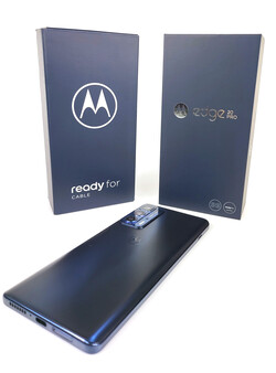 На обзоре: Motorola Edge 20 Pro. Тестовый образец предоставлен компанией Motorola