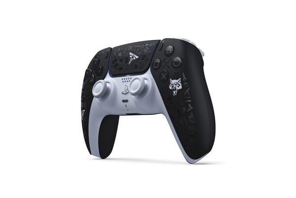 Беспроводной контроллер DualSense Wireless Controller The Last of Us Limited Edition имеет значки трофеев, напечатанные на лицевой стороне контроллера. (Источник изо