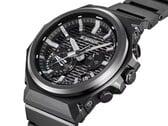 В новых часах G-Steel от Casio металлические браслеты заменены на более лёгкие резиновые ремешки. (На фото: GSTB1000BD-1A)