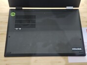 Lenovo ThinkPad T14s 2-в-1 Gen 1 (источник изображения: Benjamin Herzig/Notebookcheck.com)