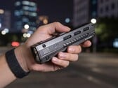 Фонарь EDC15 разработан как компактный фонарь для повседневного использования, обеспечивающий достаточную мощность. 