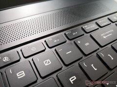 Клавиши яркости у MSI GS66 расположены довольно странно