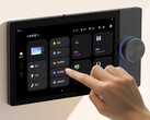 Умный центральный пульт управления Xiaomi Screen Max (на фото) собирается на краудфандинг в Китае. (Источник изображения: Xiaomi)