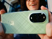 Huawei Nova 13 Pro предлагает основную камеру с переменной апертурой. (Источник изображения: Huawei)