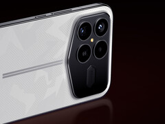 Redmi K90 Ultra, по слухам, будет оснащен активным вентилятором охлаждения. На фото: промо-изображение задней части K90 Pro Max Lamborghini edition.