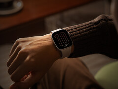 Часы Redmi Watch 6 поступили в продажу в Китае по цене около $54. На фото: промо-изображение смарт-часов. (Источник изображения: Xiaomi)