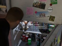 Джейсон ищет напиток в холодильнике в GTA 6.