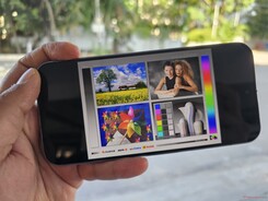 Просмотр на открытом воздухе в тени