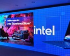 Большая светодиодная стена в магазине Intel Experience Store в Мюнхене (Источник изображения: Бенджамин Херциг)
