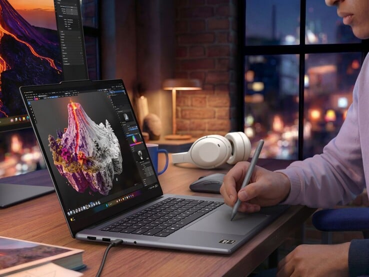 Модель Yoga Pro 7a предлагает отличное аппаратное обеспечение для творческих профессионалов