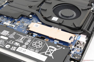 Вторичный слот M.2 SSD для расширения