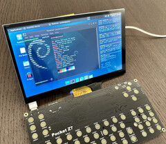В Pocket Z используется Raspberry Pi Zero 2 W, а также другие компоненты. (Источник изображения: Hackaday)