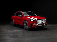 Mercedes GLC 2026 года выпуска оснащен обслуживаемым аккумулятором. (Источник изображения: Mercedes-Benz)