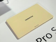 Huawei Matepad Pro S в желтом цветовом исполнении