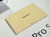 Huawei Matepad Pro S в желтом цветовом исполнении