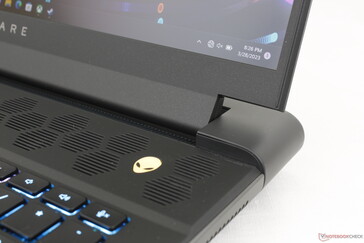 клавиша Alienware не имеет встроенного сканера отпечатков