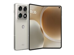 Motorola Razr Fold будет выпущен этим летом. (Источник изображения: Motorola)